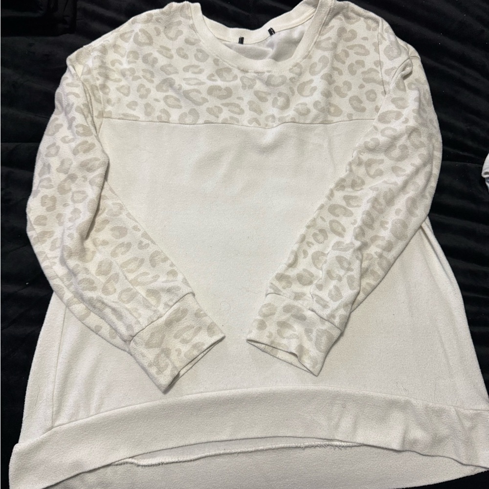 Ivory Leopard Accent Pullover Sweatshirt